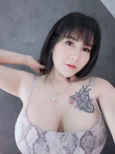 ladymeeyokk nobrath 6